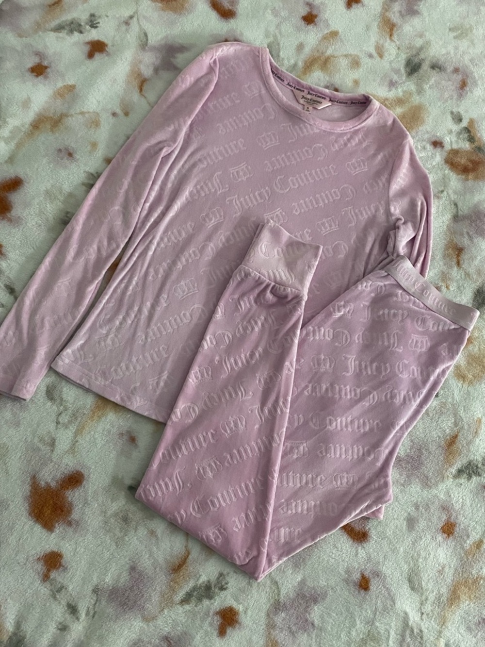 Juicy Couture Soft pink Logo Long-Sleeve Pajama Set